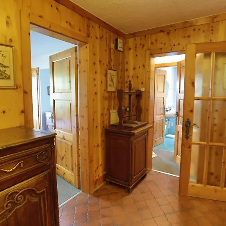 Apartment Michou 12 *